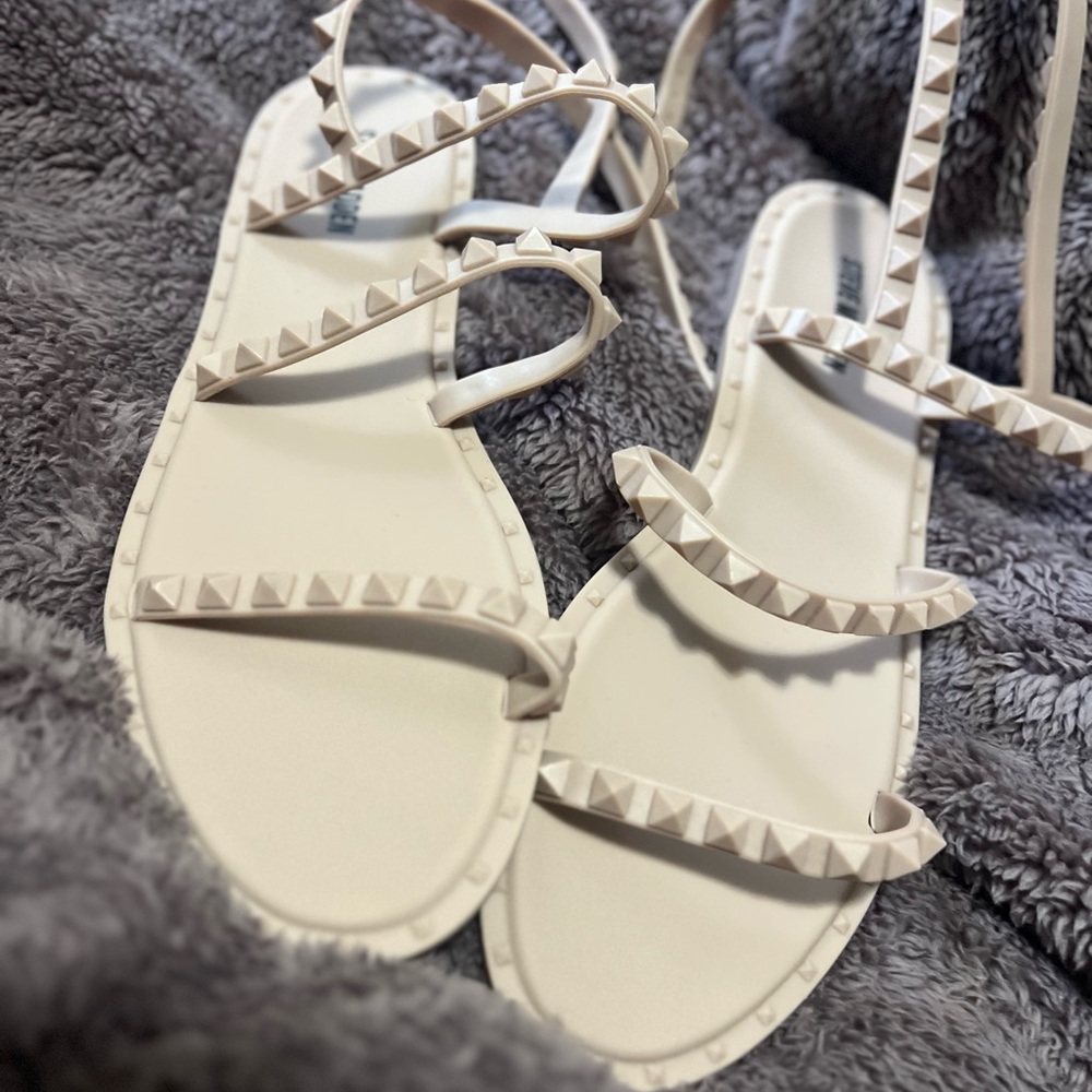 Studded Nude Steve Maddens